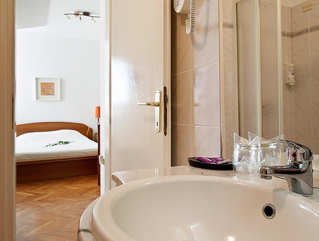 Kredo B&B Mali Lošinj Buitenkant foto